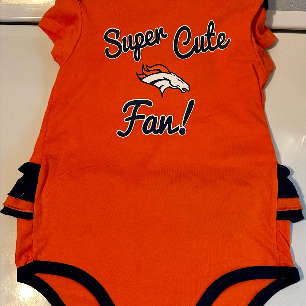 Broncos Super fan baby girls onesie set in 24 month.